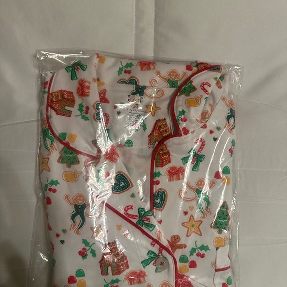 Roller Rabbit Gingerbread Party Holiday Christmas Polo Pajamas Size MEDIUM NWT - Picture 4 of 5